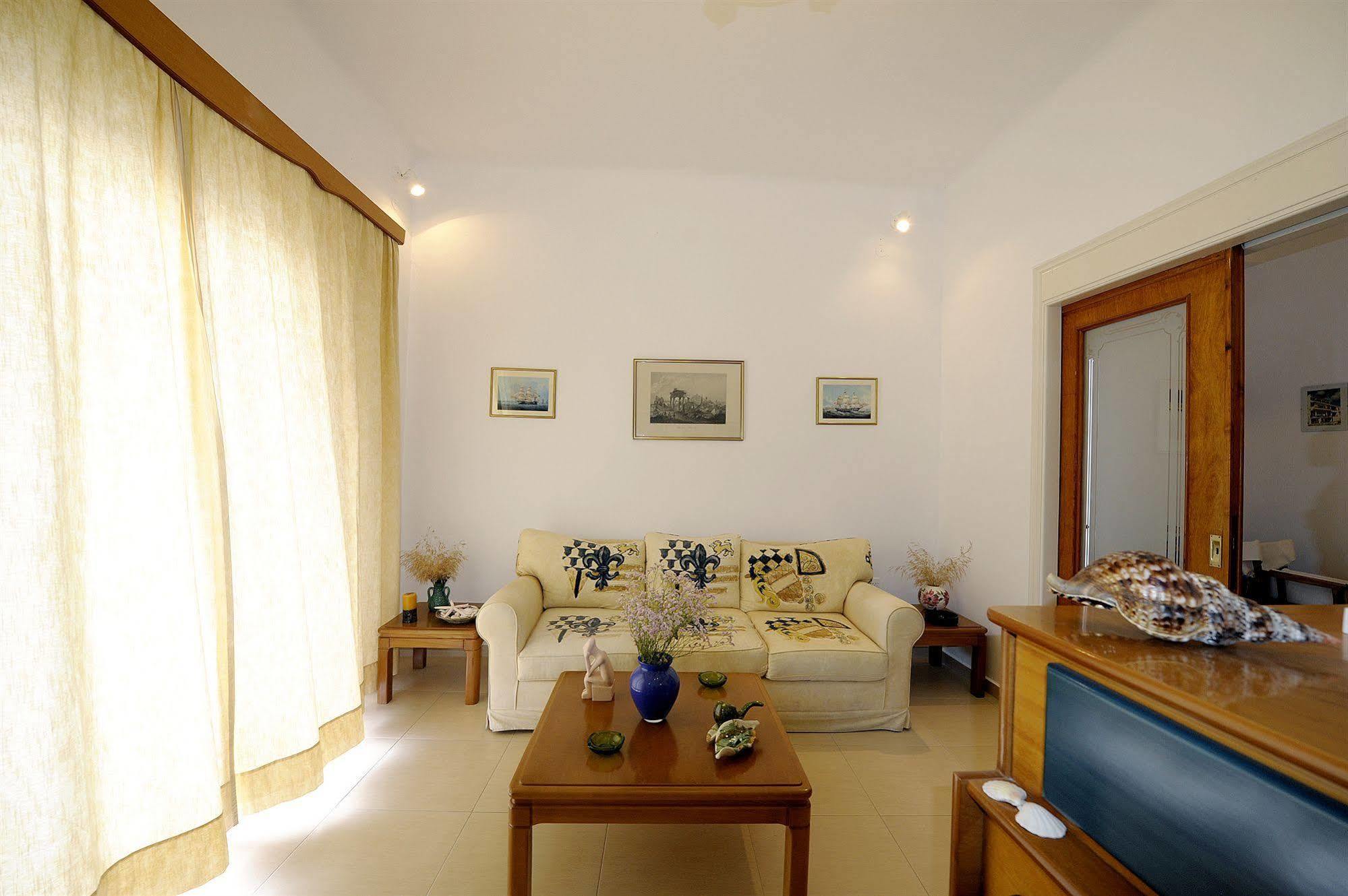 Corali Hotel آداماس المظهر الخارجي الصورة