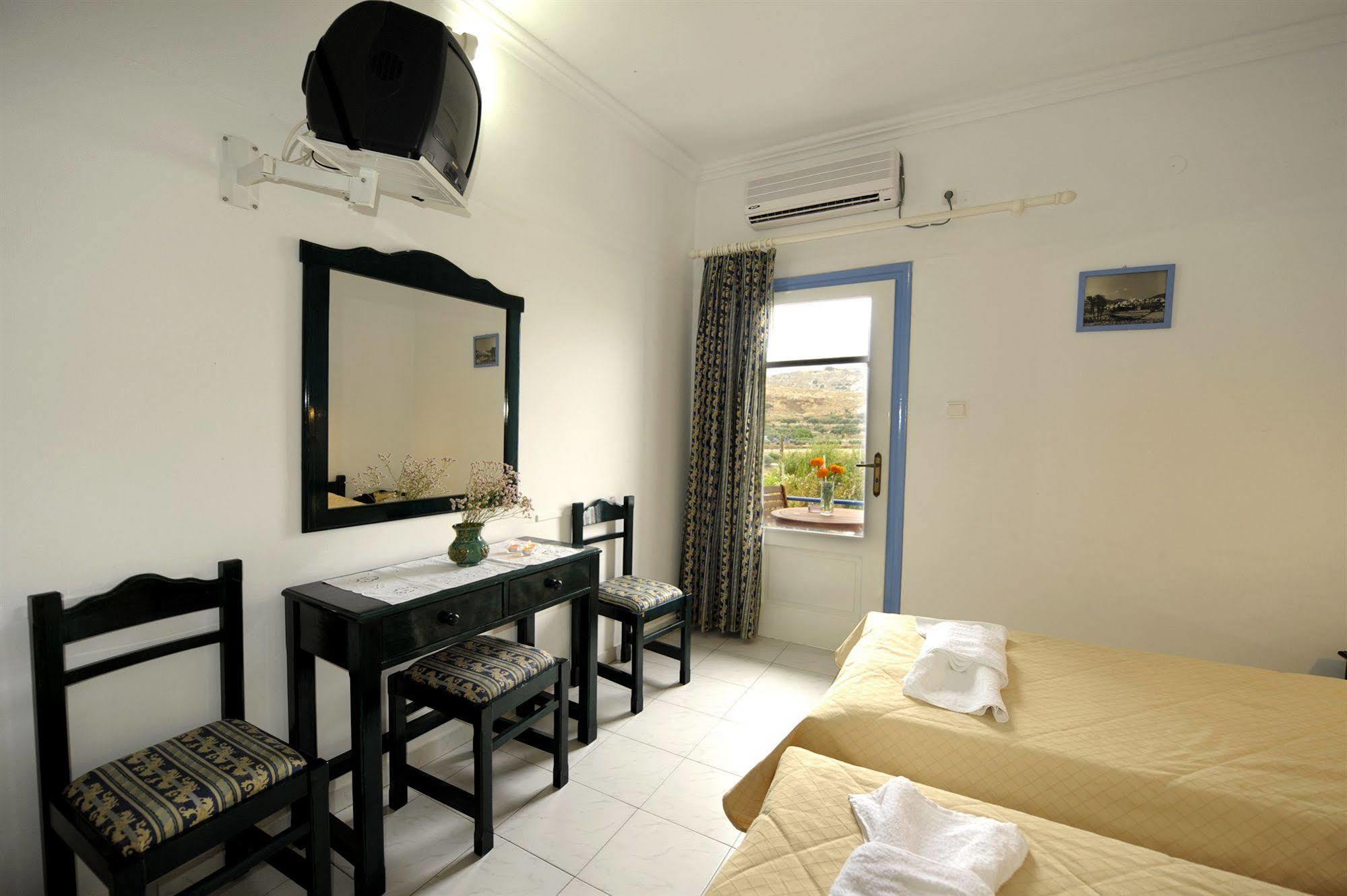 Corali Hotel آداماس المظهر الخارجي الصورة